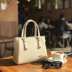 white handbag for women , elegant office bag for women . women’s party bag white . stylish white tote bag , premium women handbag , office and occasion bag , classy white shoulder bag , 2025 women fashion bag , luxury white handbag , formal white purse